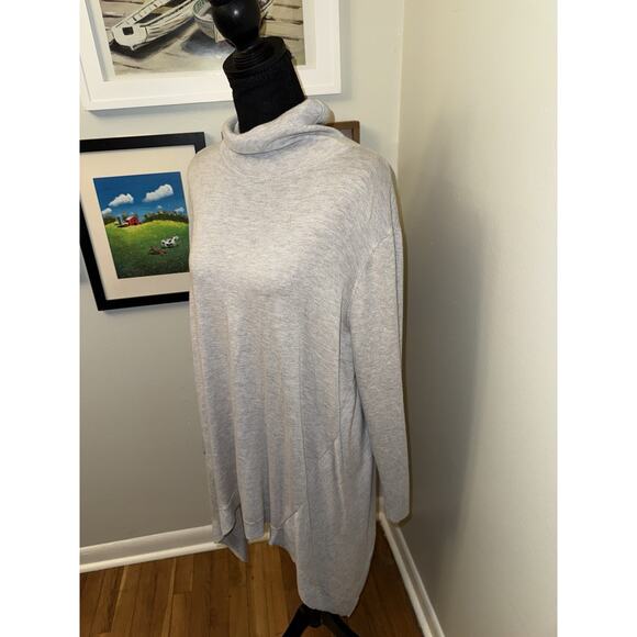 Chicos Sweater XL 3 Gray Turtleneck Tunic Sharkbite Hem Rayon Cashmere - Picture 3 of 5
